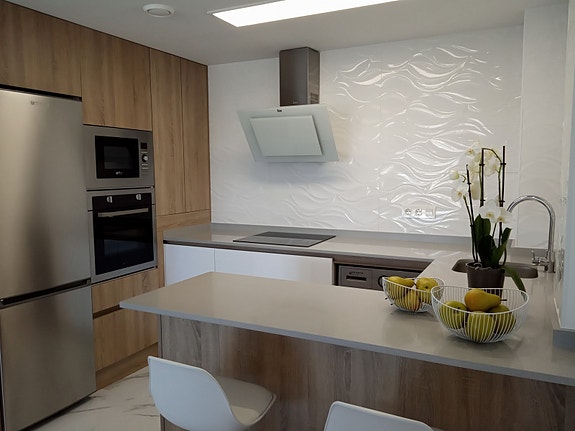 En megler med gode referanser - SPANIA1.no