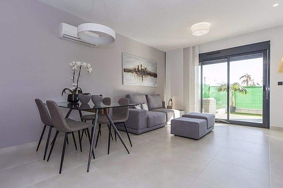 En megler med gode referanser -  SPANIA1.no