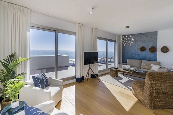 En megler med gode referanser - SPANIA1.no