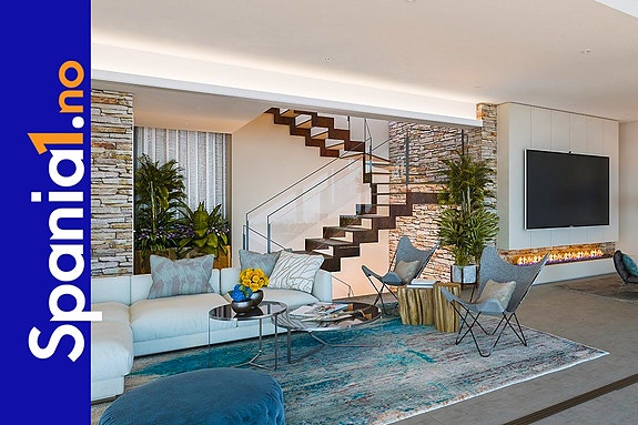 En megler med gode referanser - SPANIA1.no