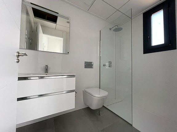 En megler med gode referanser - SPANIA1.no