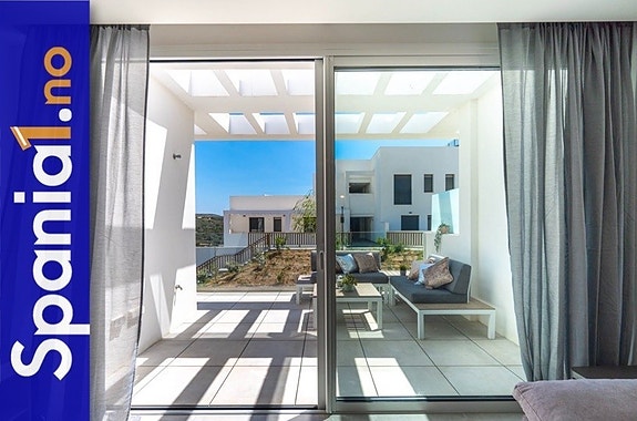 En megler med gode referanser - SPANIA1.no