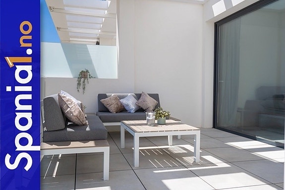 En megler med gode referanser - SPANIA1.no