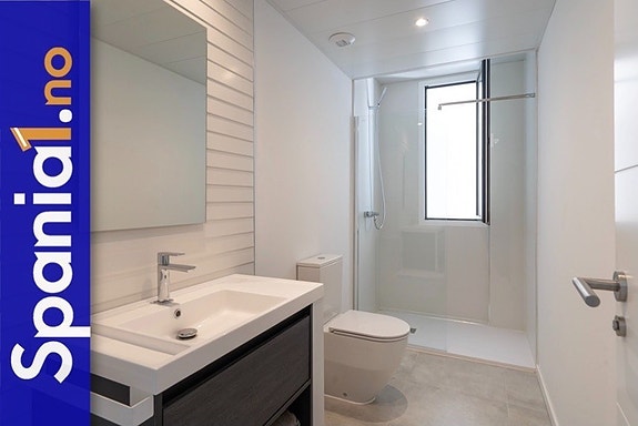 En megler med gode referanser - SPANIA1.no