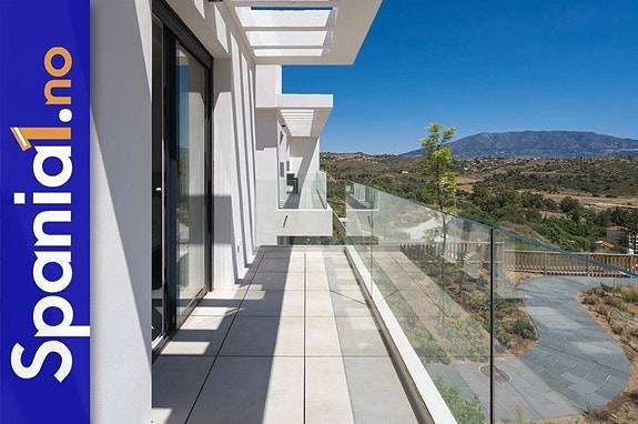 En megler med gode referanser - SPANIA1.no