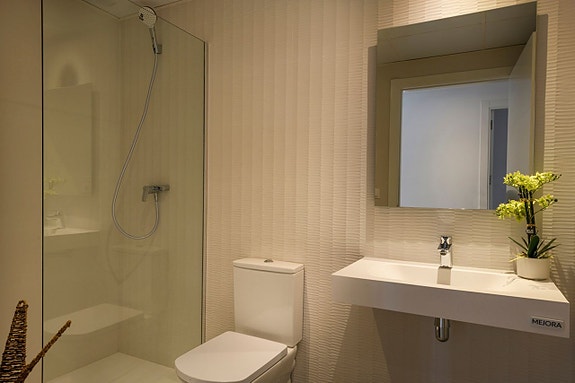 En megler med gode referanser - SPANIA1.no