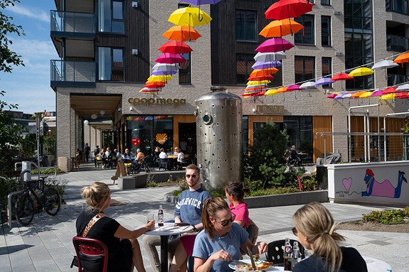 Harbitz Torg - et nydelig nabolag med flere hyggelige restauranter og butikker