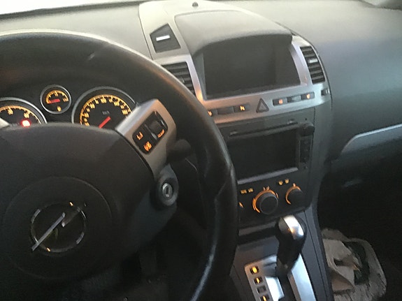 Opel Zafira 7 of 21