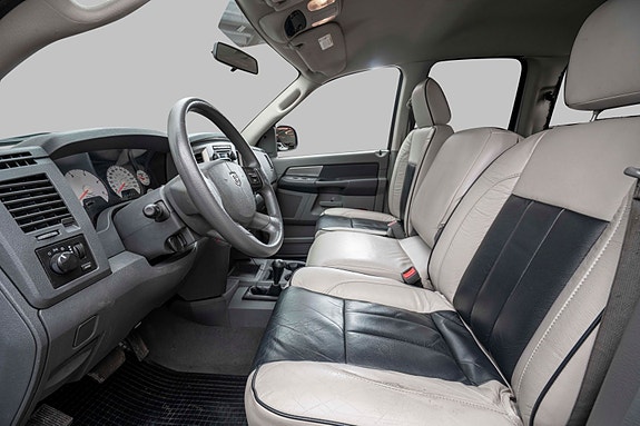 Dodge RAM 4 of 5