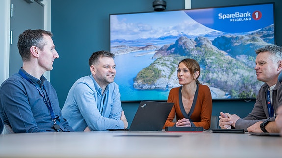 SpareBank 1 Helgeland rigger seg for vekst - nå jakter vi på landets beste hoder på analyse og kommunikasjon.