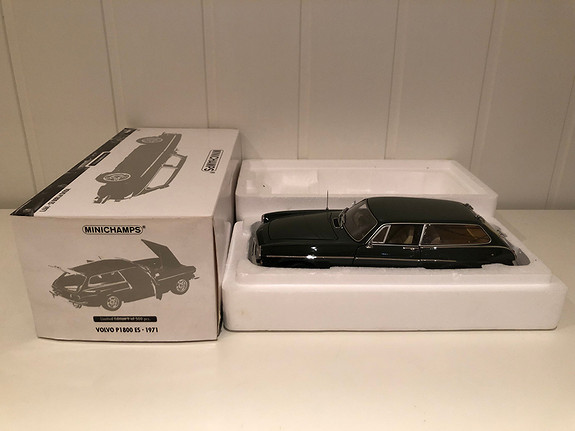 1:18 Volvo P1800 ES 1971 Minichamps grønn metallic | FINN torget