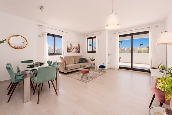 En megler med gode referanser - SPANIA1.no