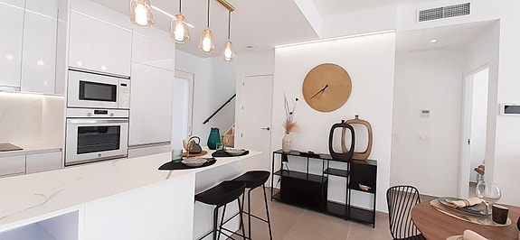 En megler med gode referanser - SPANIA1.no