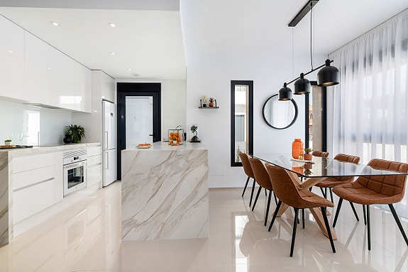 En megler med gode referanser -  SPANIA1.no