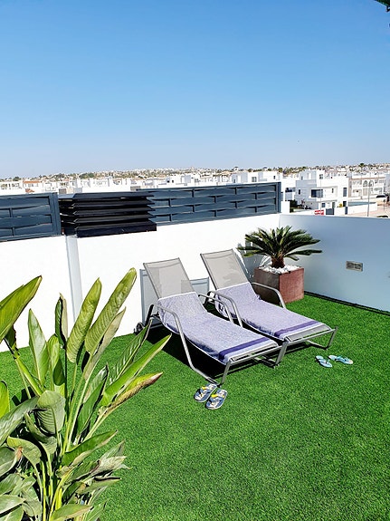 En megler med gode referanser -  SPANIA1.no