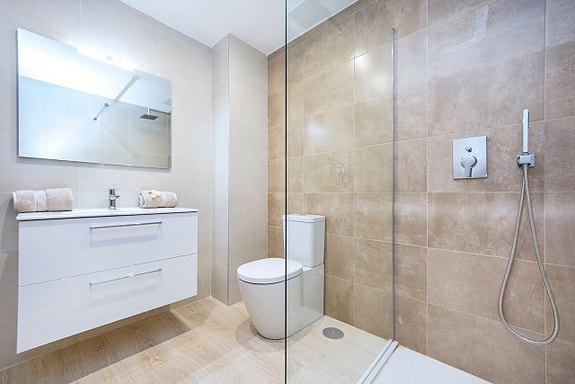 En megler med gode referanser - SPANIA1.no