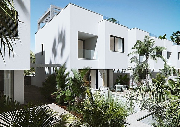 En megler med gode referanser - SPANIA1.no