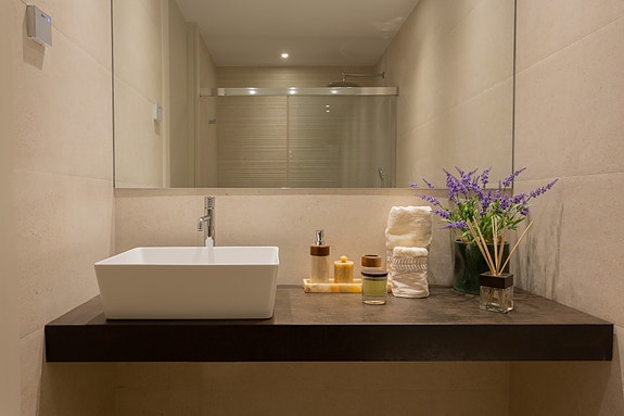 En megler med gode referanser - SPANIA1.no