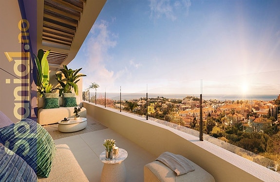 En megler med gode referanser - SPANIA1.no