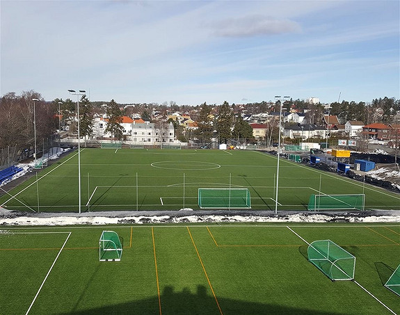 Nordstrand fotballbaner, i tillegg har vi baner på Hallager på Ljan.