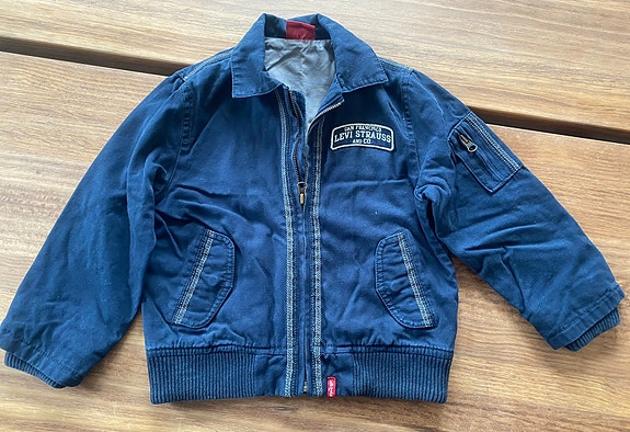 Product image 1 of 2