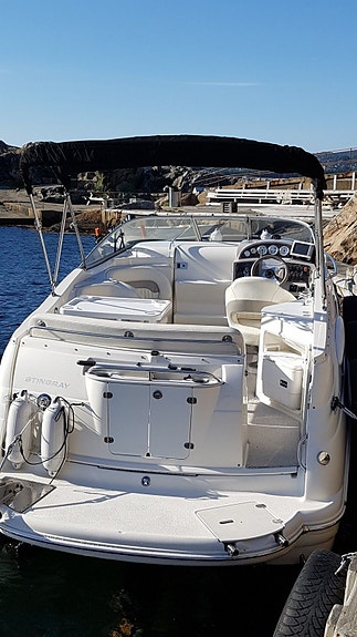 Nydelig-Romslig-Cabincruiser-UKE/DAG leie-Nyt Godværet på Sjøen 3 of 5