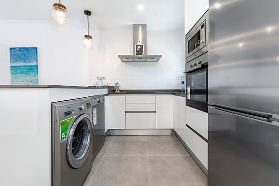 En megler med gode referanser -  SPANIA1.no