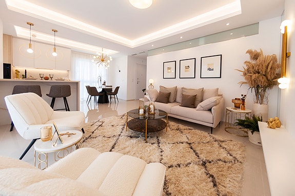 En megler med gode referanser -  SPANIA1.no