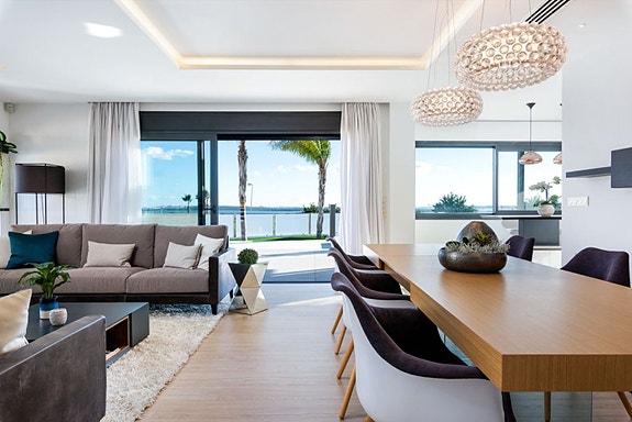 En megler med gode referanser -  SPANIA1.no