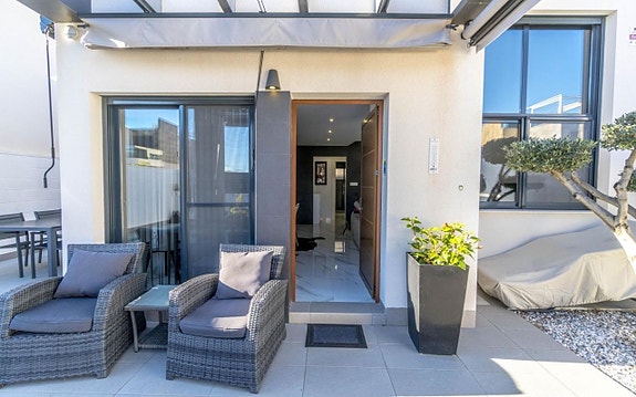 En megler med gode referanser -  SPANIA1.no