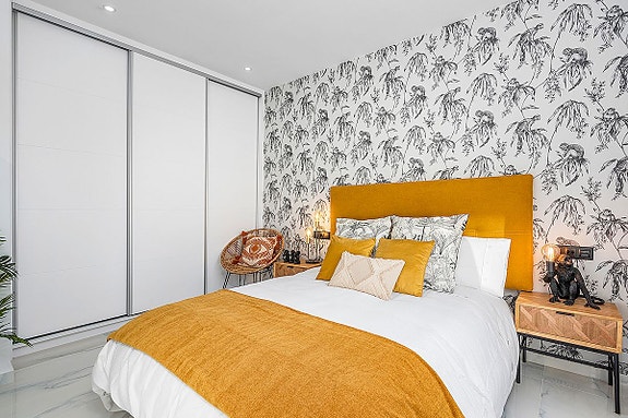 En megler med gode referanser -  SPANIA1.no