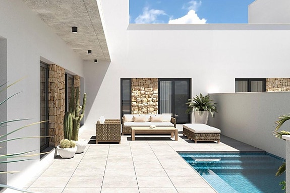 En megler med gode referanser -  SPANIA1.no