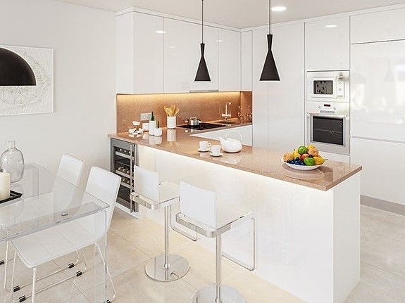 En megler med gode referanser - SPANIA1.no