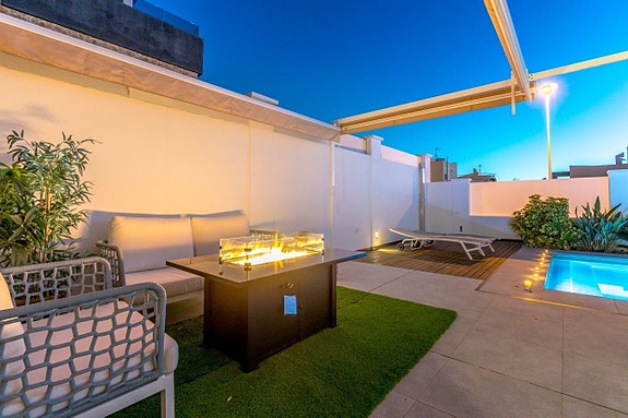 En megler med gode referanser - SPANIA1.no