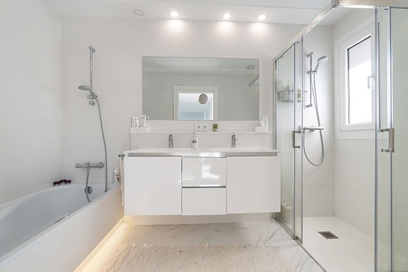 En megler med gode referanser - SPANIA1.no