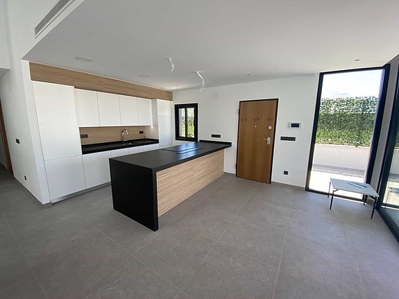 En megler med gode referanser -  SPANIA1.no