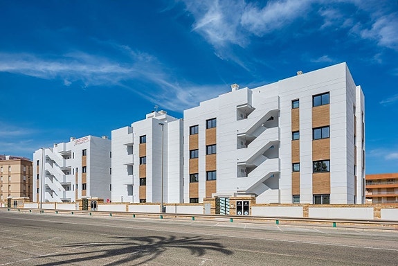 En megler med gode referanser - SPANIA1.no