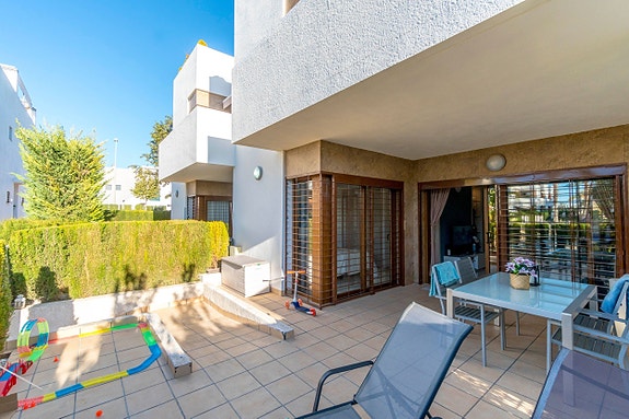 En megler med gode referanser - SPANIA1.no