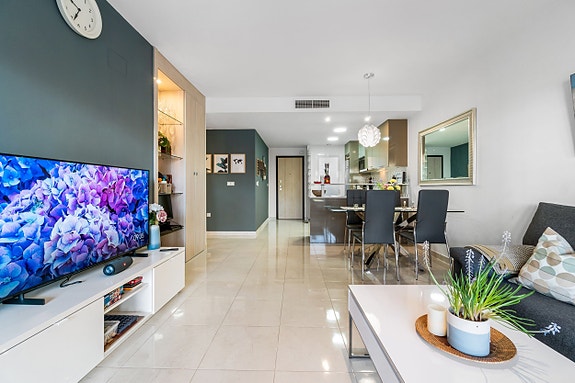 En megler med gode referanser - SPANIA1.no