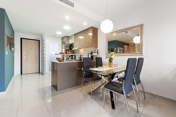 En megler med gode referanser - SPANIA1.no