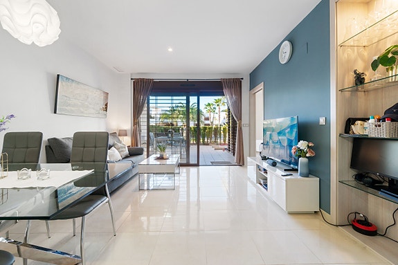 En megler med gode referanser - SPANIA1.no