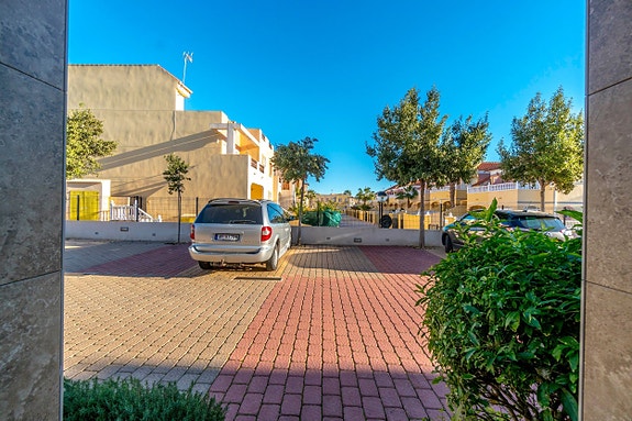 En megler med gode referanser - SPANIA1.no