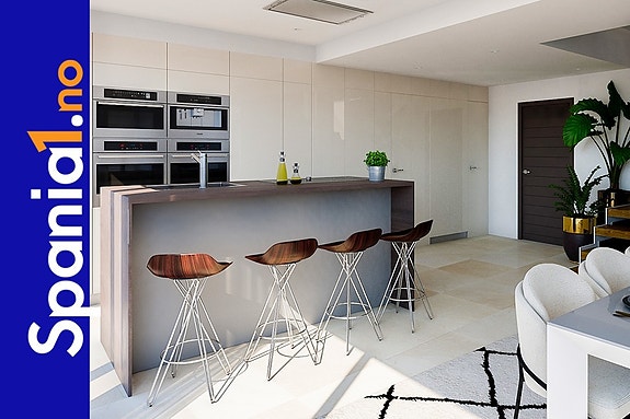 En megler med gode referanser - SPANIA1.no