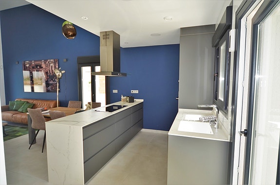 En megler med gode referanser -  SPANIA1.no