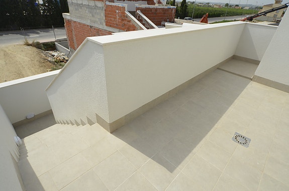 En megler med gode referanser -  SPANIA1.no