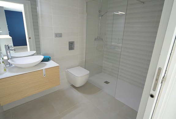 En megler med gode referanser -  SPANIA1.no