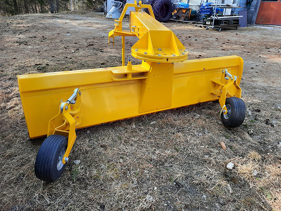 Planeringsskjær 275 for traktor.