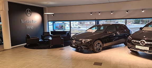 Vår Mercedes-Benz Lounge