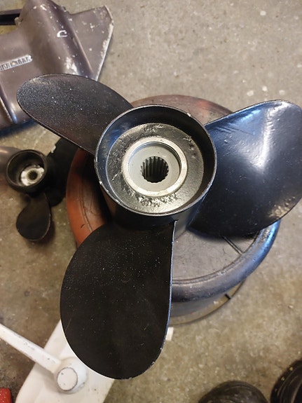 Product image 1 of 3
