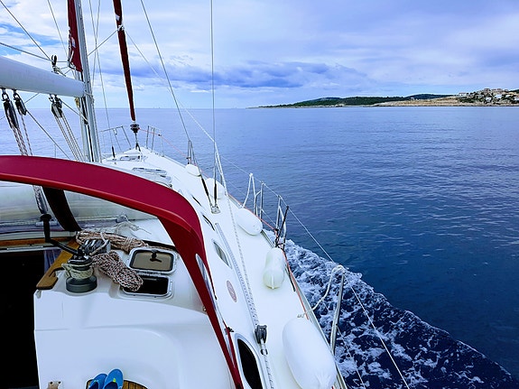 Seilbåt, 43 fot, til leie, Middelh. beste havn, Kroatia. Makspower litiumbatt. 12 of 30